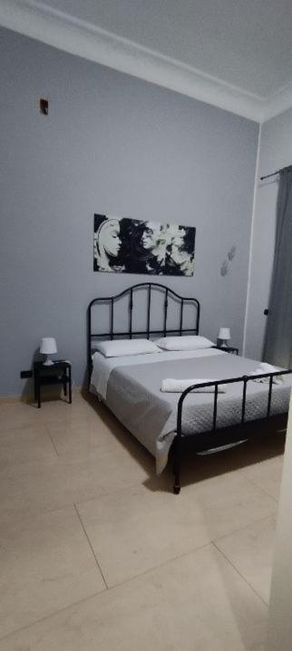 B&B Nancy Napoli Bagian luar foto